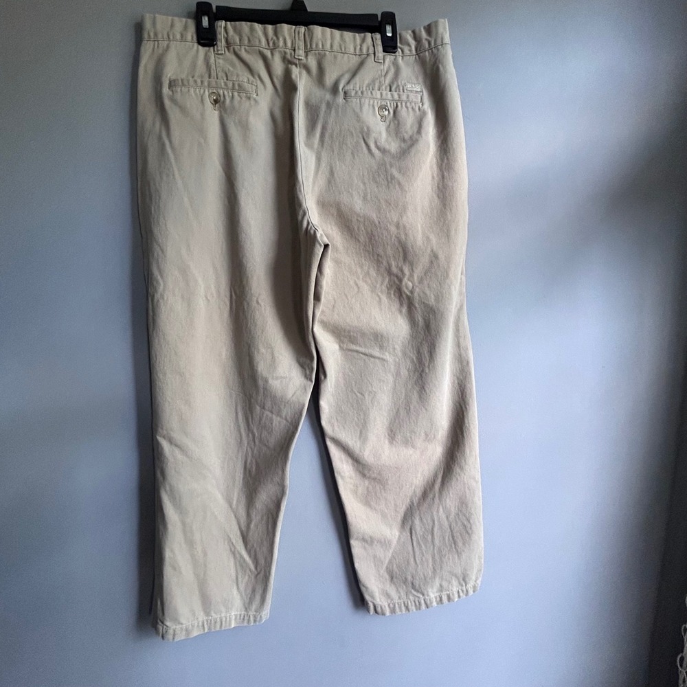 IZOD Mens Khaki Chino Pants Tan 100% Cotton Straight Leg Trousers 38x30 - Picture 2 of 10